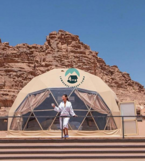 Lawrence luxury camp
